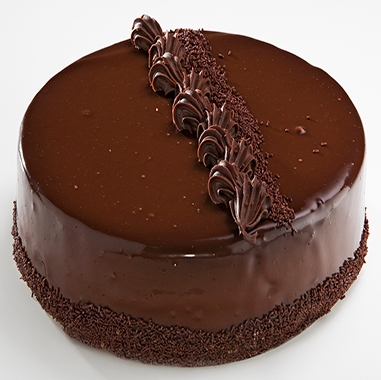 Kutlama Anlarınızı Şekillendiren 4-6 Kişilik Çikolatalı Pasta
