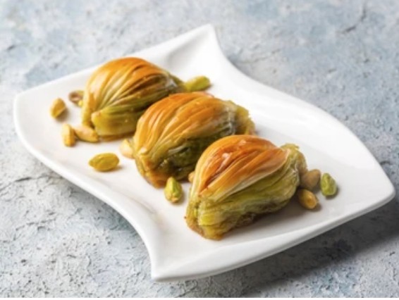Kutuda Servis 750 Gr Midye Baklava